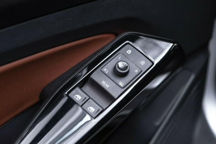 volkswagen-id4-elektrisitet-2021-big-19