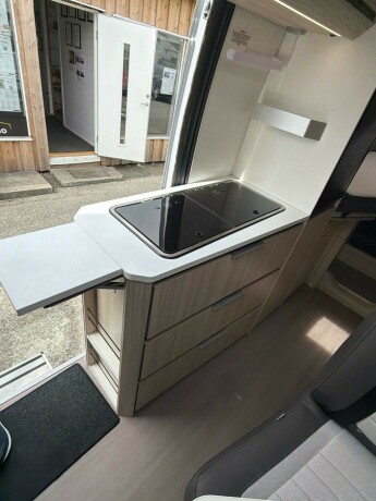 adria-twin-640sl-diesel-2024-big-19