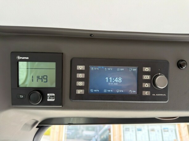 adria-twin-640sl-diesel-2024-big-22