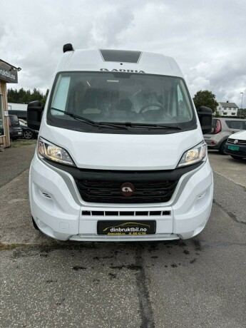 adria-twin-640sl-diesel-2024-big-1