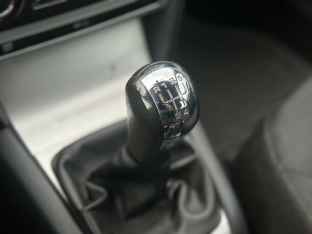 skoda-octavia-diesel-2009-big-15