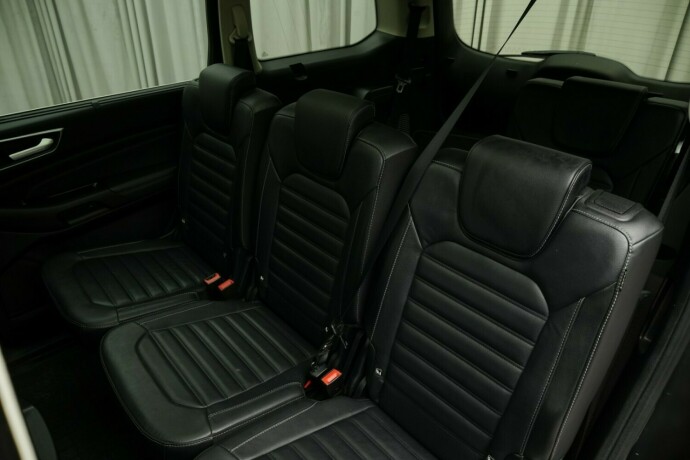 ford-galaxy-diesel-2016-big-43