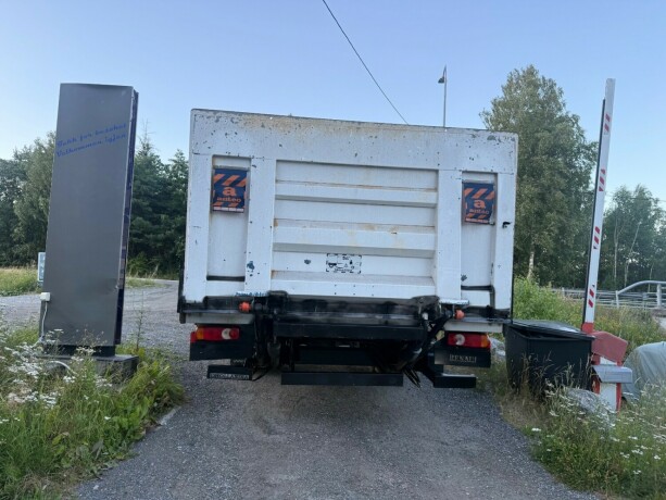 renault-20-diesel-2012-big-3