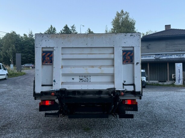 renault-20-diesel-2012-big-14