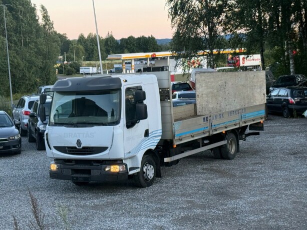 renault-20-diesel-2012-big-5