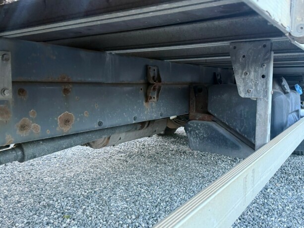 renault-20-diesel-2012-big-27