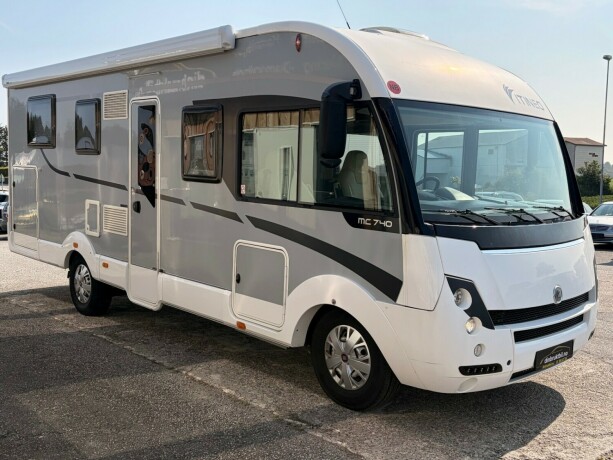 itineo-740-topputgave-queensbed-senkeseng-44-tonn-totalvekt-stekeovn-skinn-diesel-2017-big-2