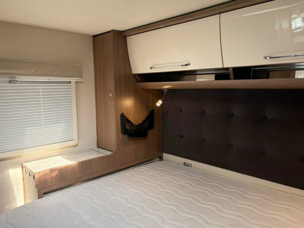 itineo-740-topputgave-queensbed-senkeseng-44-tonn-totalvekt-stekeovn-skinn-diesel-2017-big-90