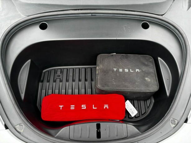 tesla-model-3-elektrisitet-2021-big-34