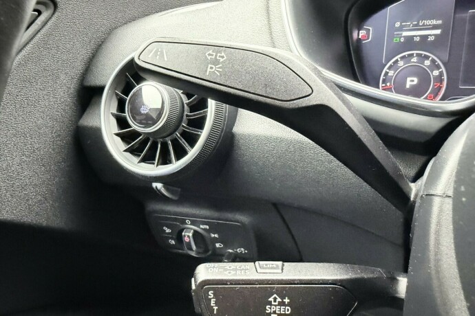 audi-tt-bensin-2015-big-56