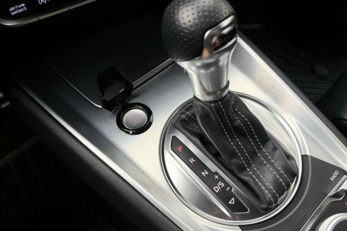 audi-tt-bensin-2015-big-29