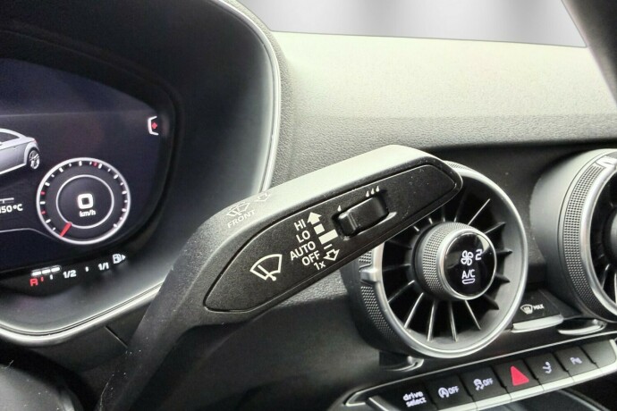 audi-tt-bensin-2015-big-57