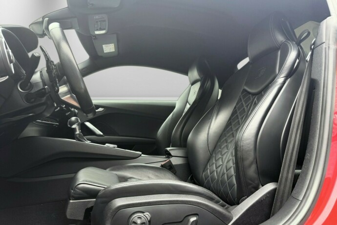 audi-tt-bensin-2015-big-42