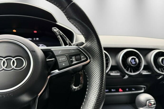 audi-tt-bensin-2015-big-51