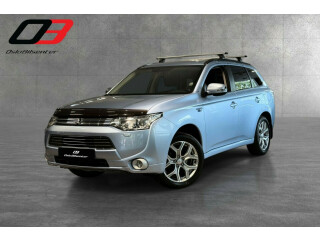Mitsubishi | Outlander | Elektrisitet+bensin | 2014