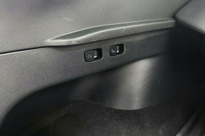 tesla-model-y-elektrisitet-2023-big-13