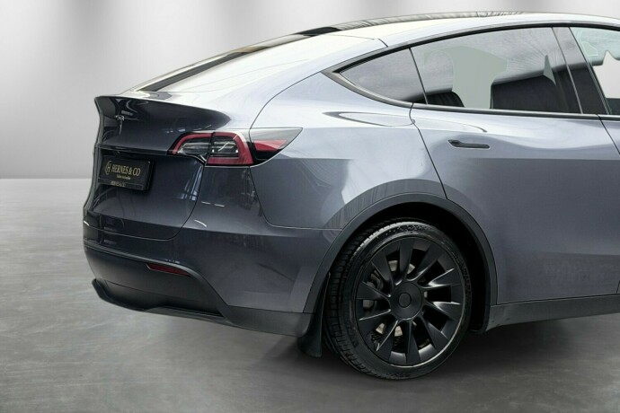 tesla-model-y-elektrisitet-2023-big-7