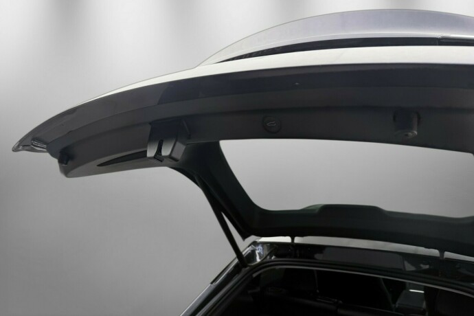 tesla-model-y-elektrisitet-2023-big-11