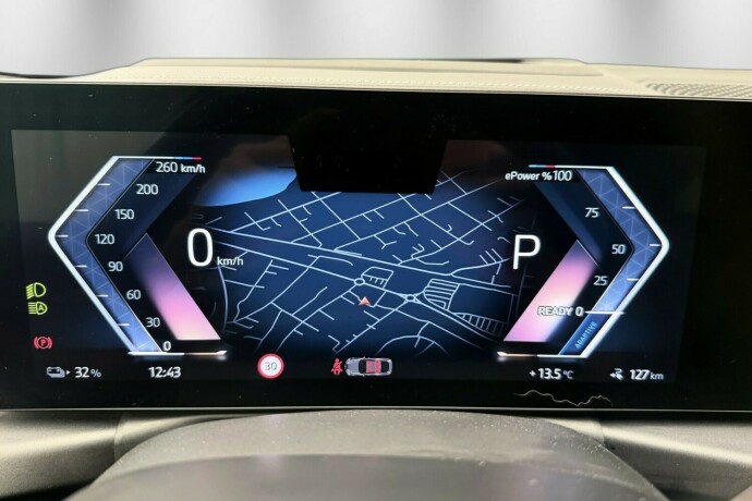 bmw-i4-elektrisitet-2023-big-15