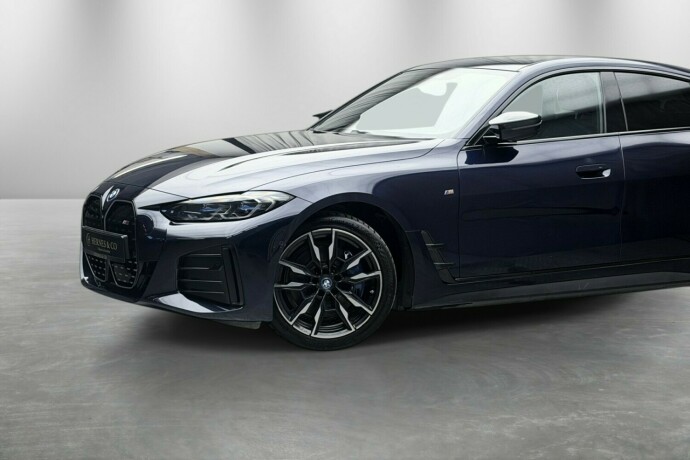 bmw-i4-elektrisitet-2023-big-2
