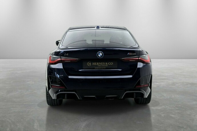 bmw-i4-elektrisitet-2023-big-41