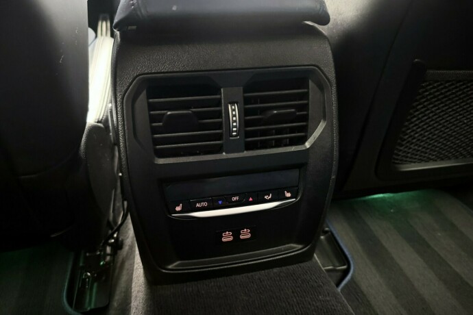 bmw-i4-elektrisitet-2023-big-37