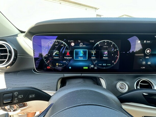 mercedes-benz-e-klasse-elektrisitetbensin-2022-big-14