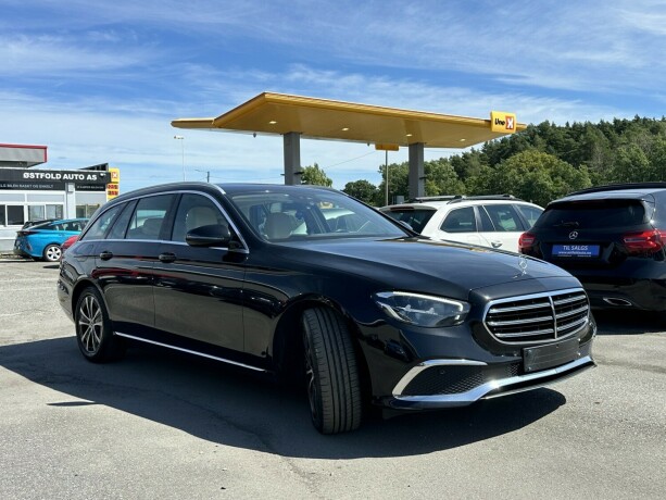 mercedes-benz-e-klasse-elektrisitetbensin-2022-big-1