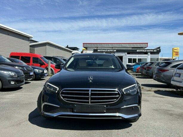 mercedes-benz-e-klasse-elektrisitetbensin-2022-big-2