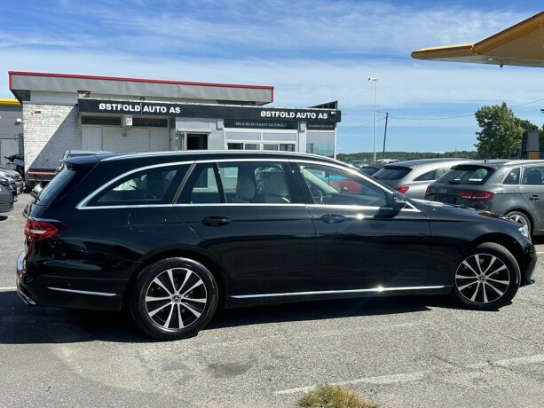 mercedes-benz-e-klasse-elektrisitetbensin-2022-big-3
