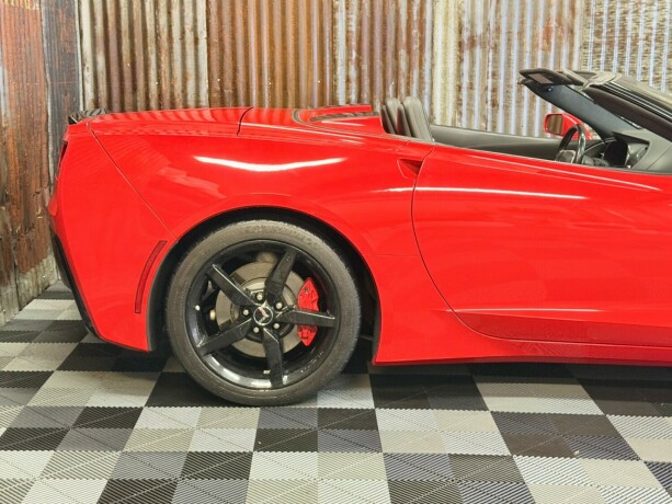 chevrolet-corvette-bensin-2015-big-3