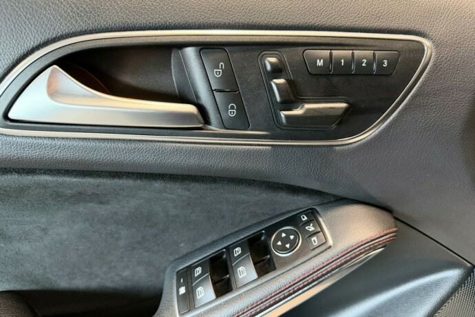 mercedes-benz-a-klasse-bensin-2014-big-24