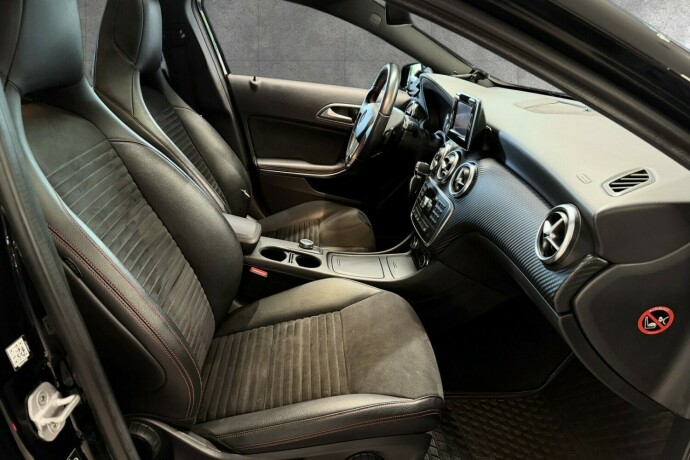 mercedes-benz-a-klasse-bensin-2014-big-14