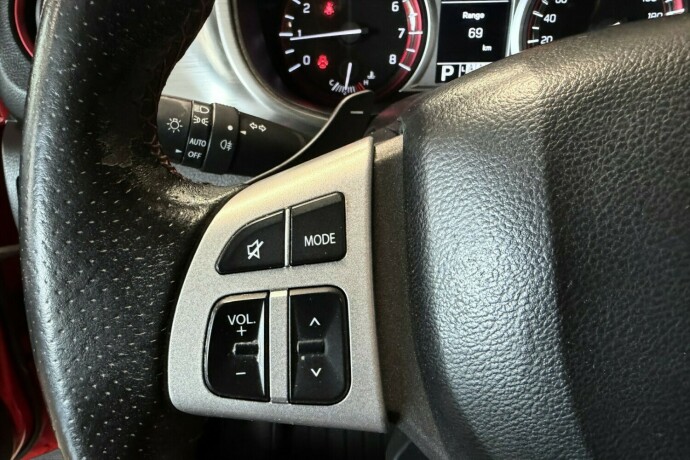 suzuki-vitara-bensin-2016-big-17