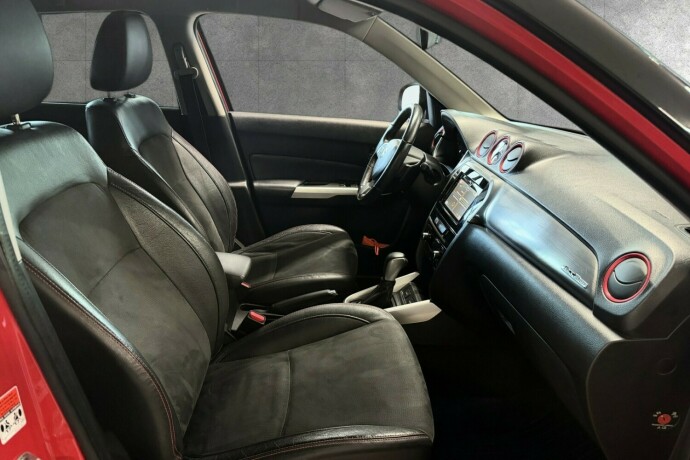 suzuki-vitara-bensin-2016-big-12