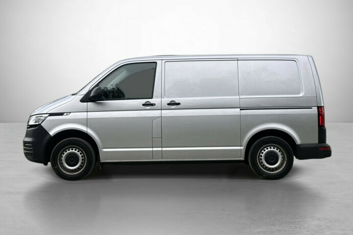 volkswagen-transporter-diesel-2021-big-5