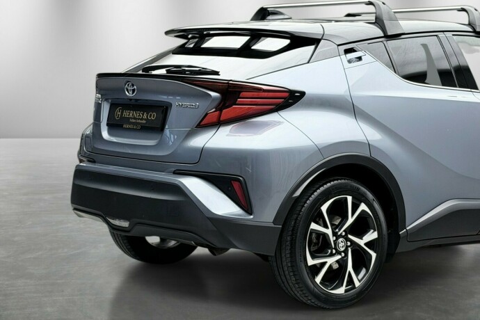 toyota-c-hr-elektrisitetbensin-2021-big-6