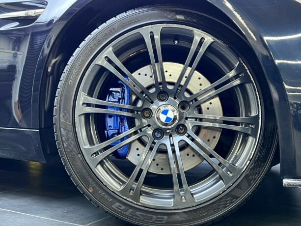 bmw-m3-bensin-2010-big-16