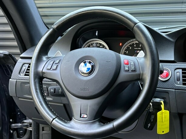 bmw-m3-bensin-2010-big-22
