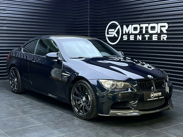 bmw-m3-bensin-2010-big-1