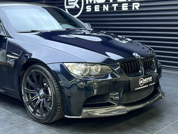 bmw-m3-bensin-2010-big-3