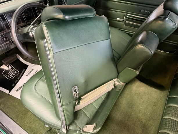 buick-skylark-bensin-1970-big-34