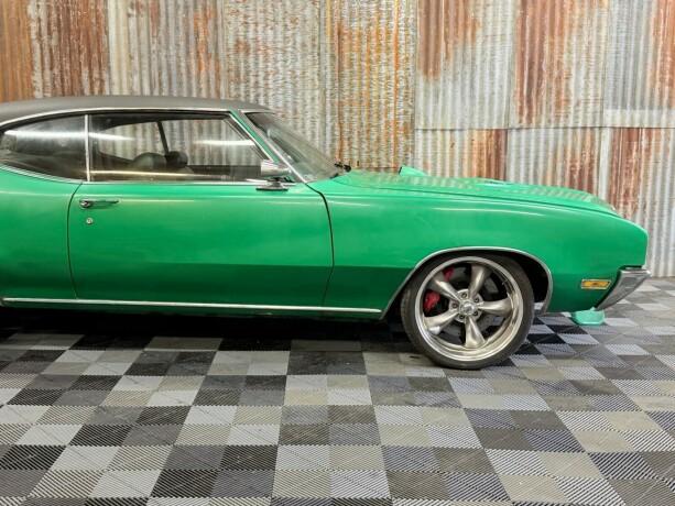 buick-skylark-bensin-1970-big-2