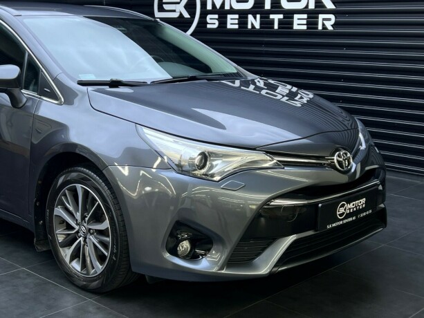 toyota-avensis-bensin-2015-big-2