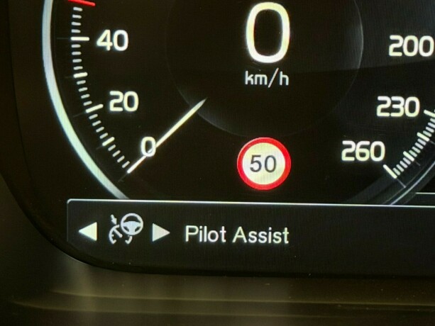 volvo-xc-90-elektrisitetbensin-2018-big-27