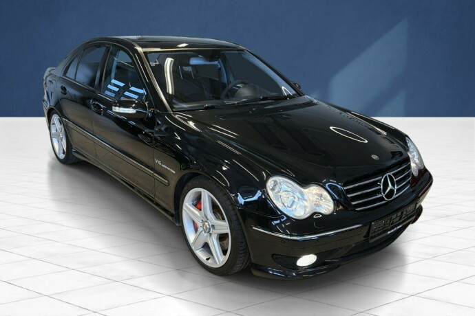 mercedes-benz-c32-bensin-2001-big-2
