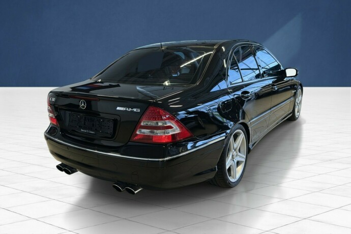 mercedes-benz-c32-bensin-2001-big-4
