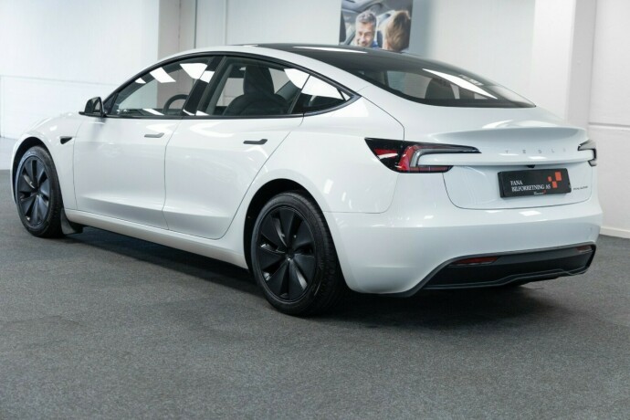 tesla-model-3-elektrisitet-2024-big-1
