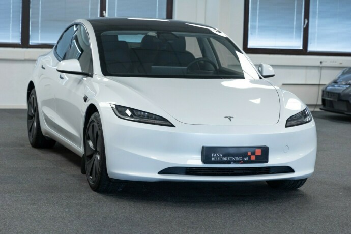 tesla-model-3-elektrisitet-2024-big-3