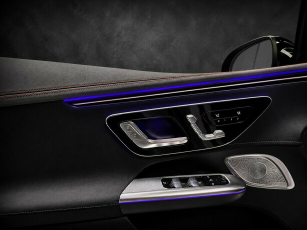 mercedes-benz-eqe43-elektrisitet-2022-big-19